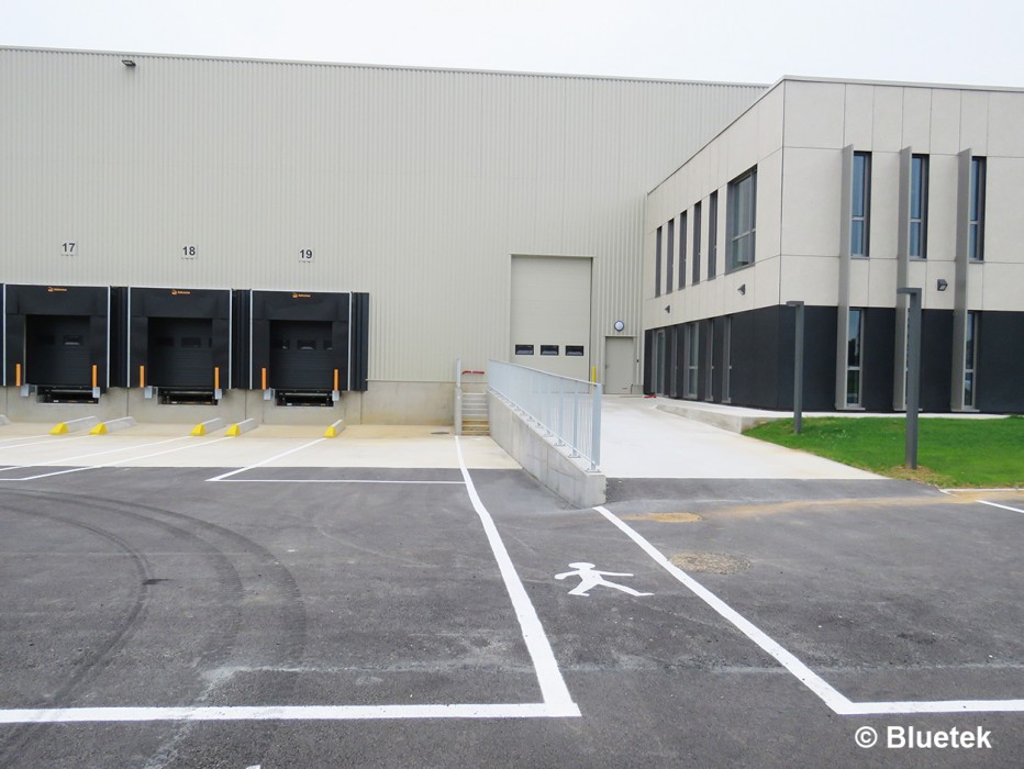 Détail bâtiment logistique référence Bluetek
