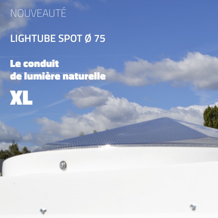 Actualité Bluetek nouveau puits de lumière naturelle Lightube Spot Ø 75 (diamètre 75) pour l'éclairage de bâtiments sombres, de couloirs, de locaux sans fenêtres