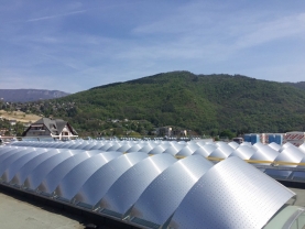 Des lanterneaux et des voûtes modèle Bluevoûte Therm sur le Lycée du Nivolet